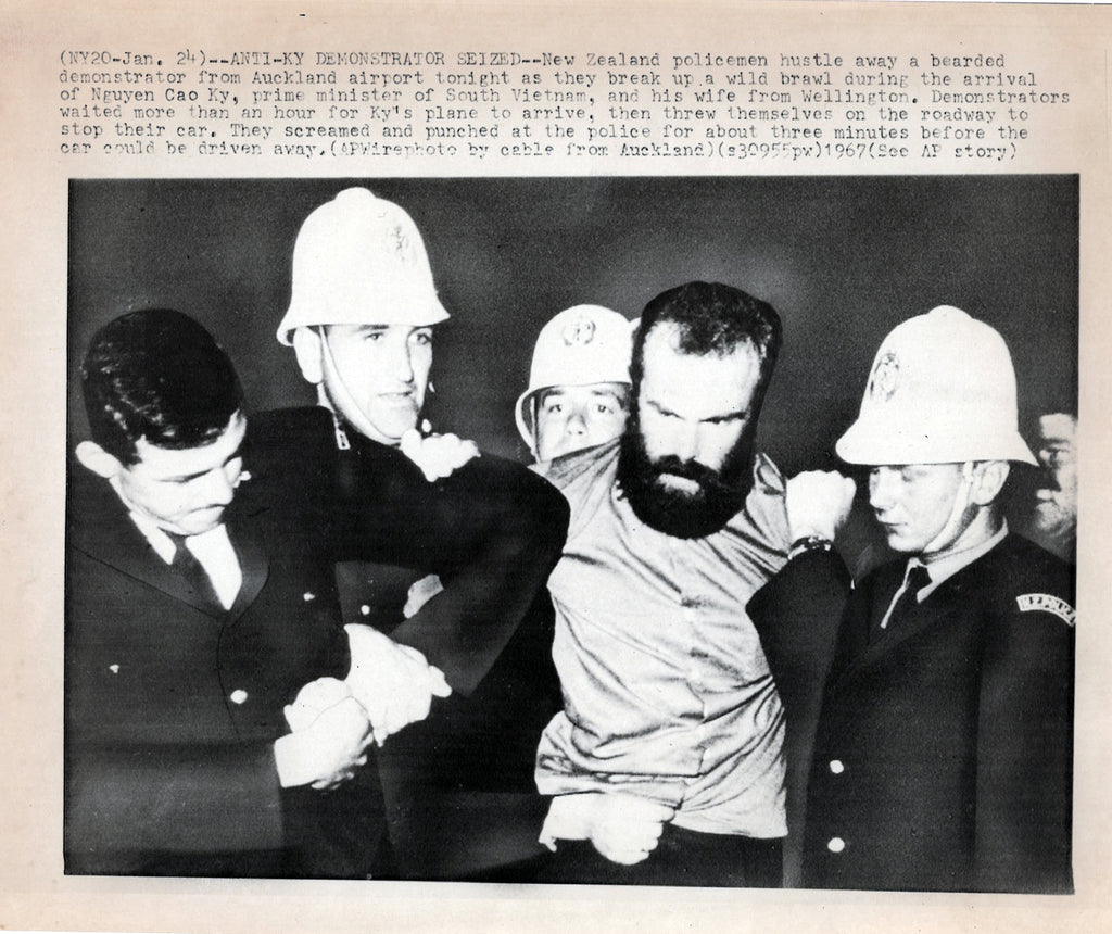 New Zealand Police Hustle Bearded Demonstrator Jan 1967 - 16x20
