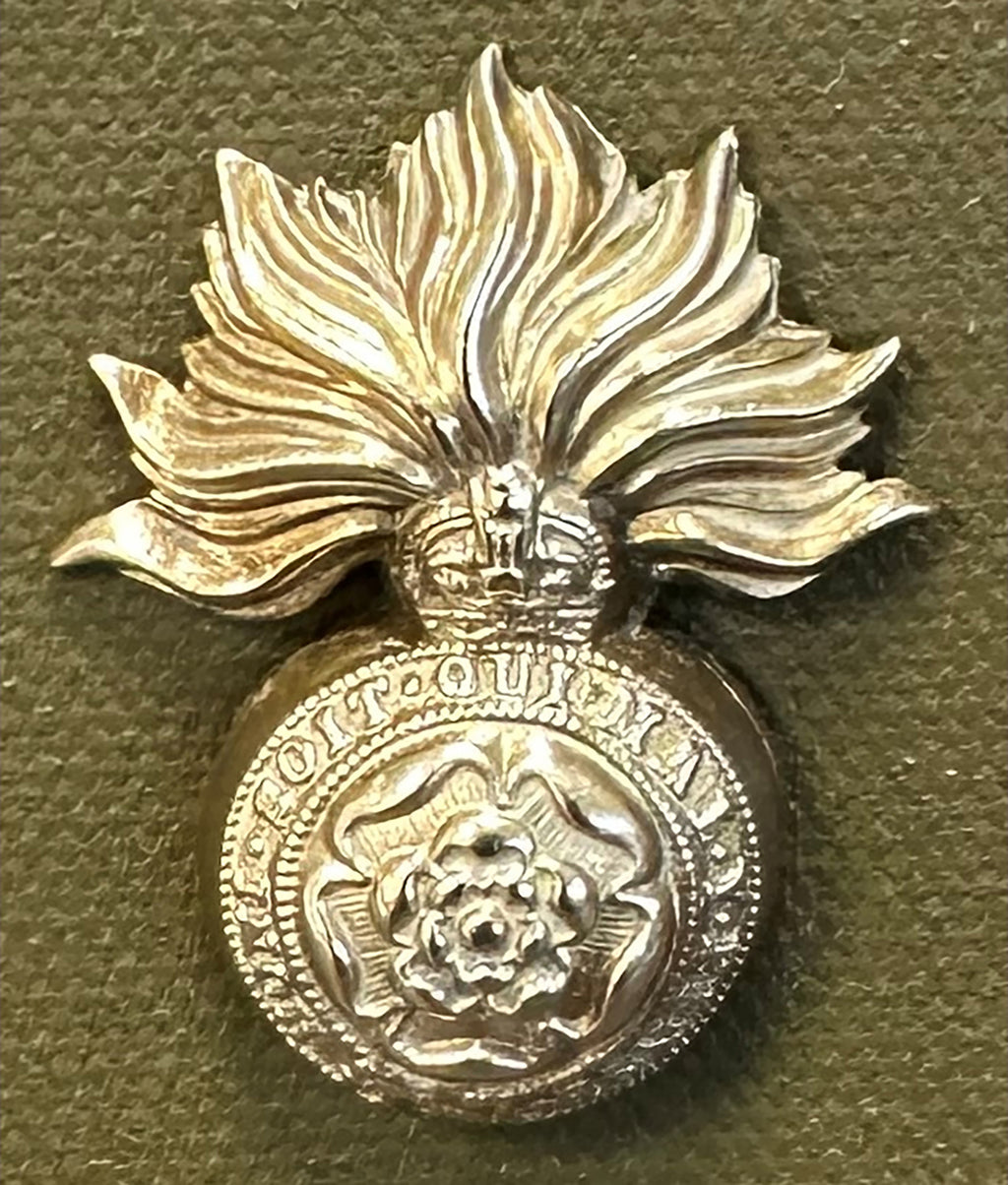 Photographs, Insignia Commonwealth