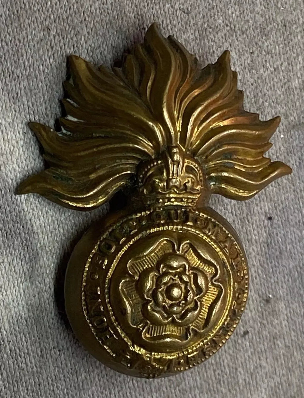 Photographs, Insignia Commonwealth