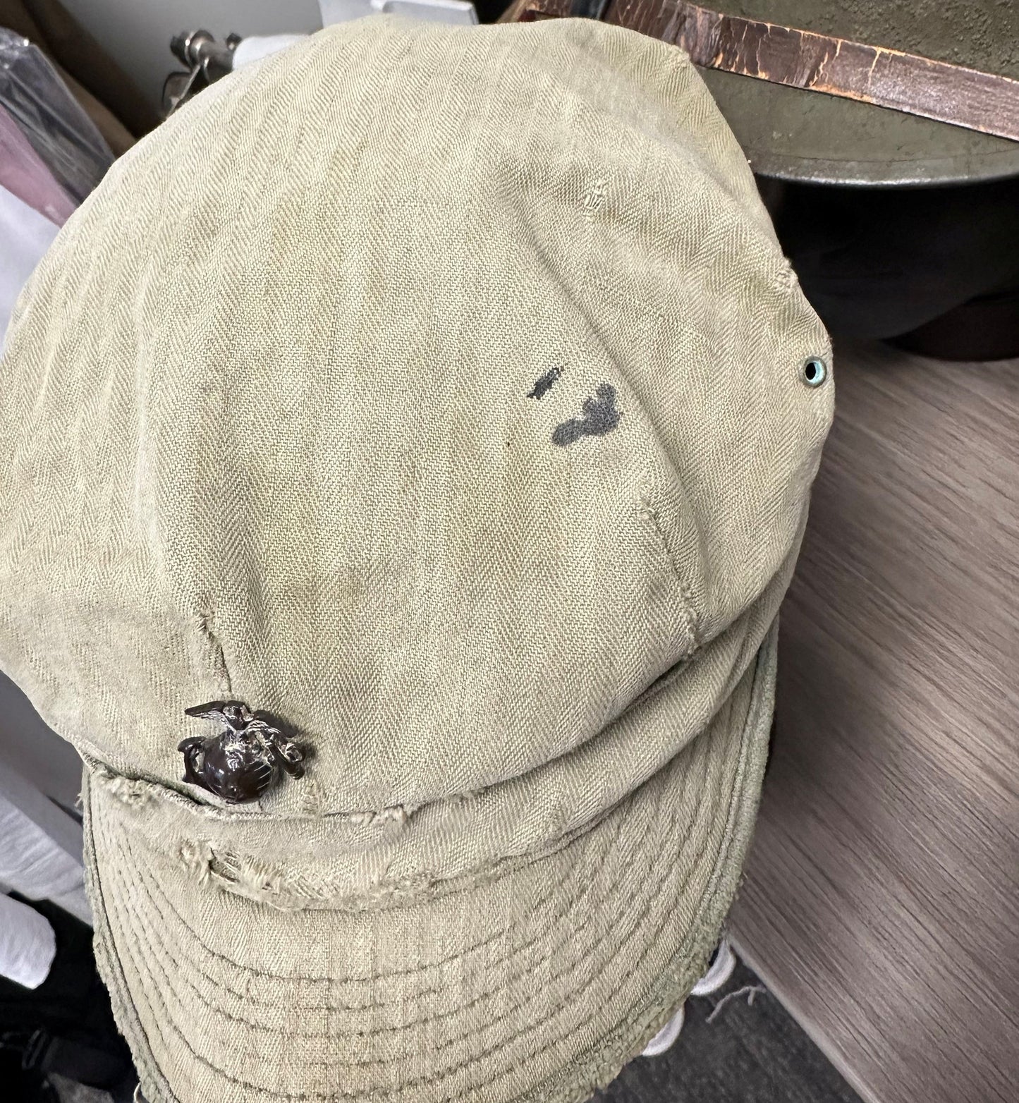 US USMC WW2 Cotton HBT Field Cap with Printed EGA, Vintage Original, Nice Condition. tropical with Metal EGA Insignia