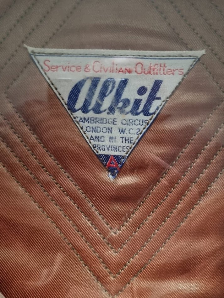 Hat Maker Labels - Art goes to War