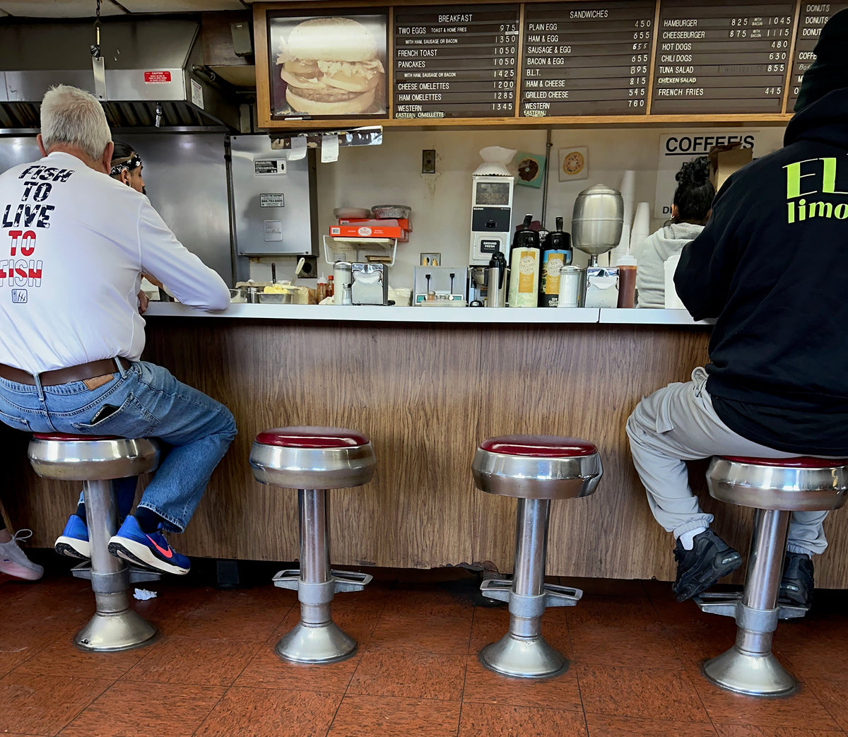 Speedy Donuts Photographs - Art goes to War