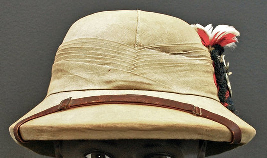 Sun Helmet, Bombay Bowler, Seaforth Highlanders. 1942, with Tartan, Regimental Insignia & Hackle. Photograph - Art goes to War