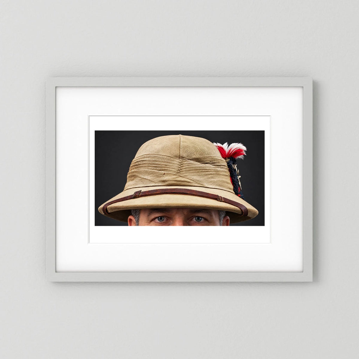 Photograph of Sun Helmet, Bombay Bowler, Seaforth Highlanders. 1942, with Tartan, Regimental Insignia & Hackle