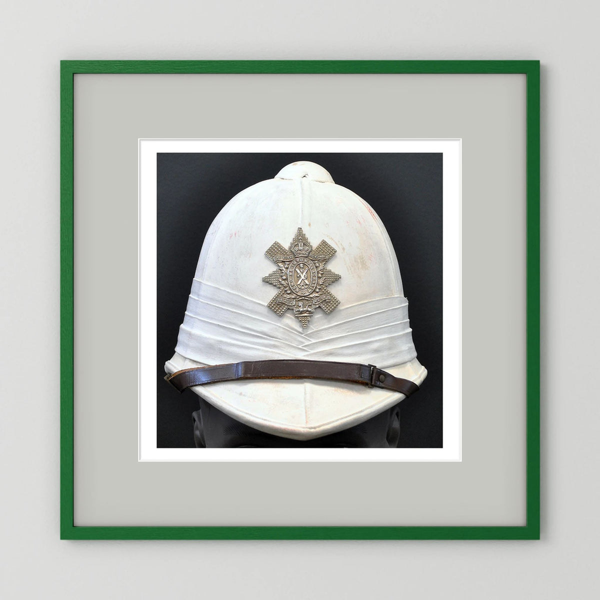 Sun Helmet, Foreign Service Helmet, Black Watch Royal Highlanders — painting presentation mockup