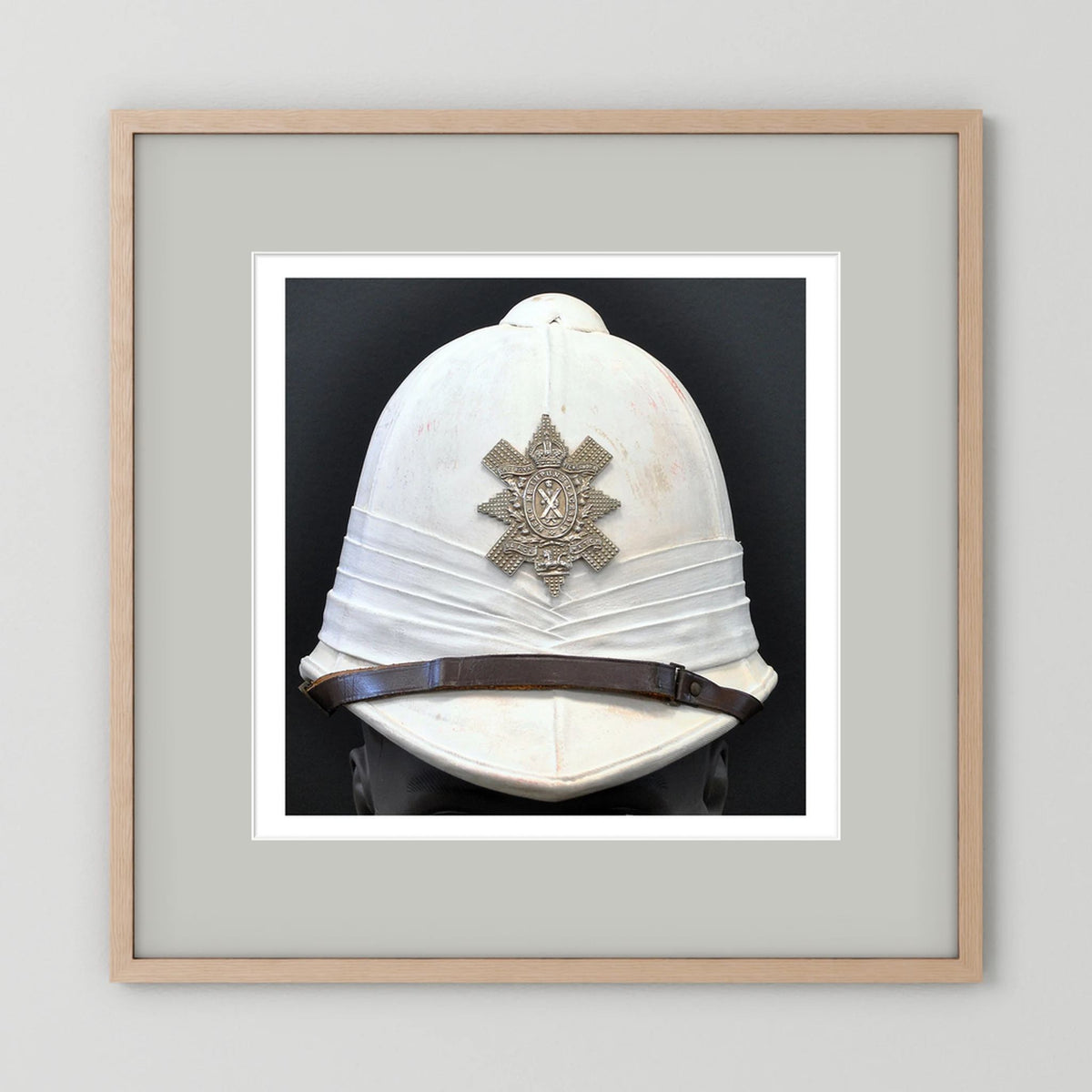 Sun Helmet, Foreign Service Helmet, Black Watch Royal Highlanders — painting presentation mockup