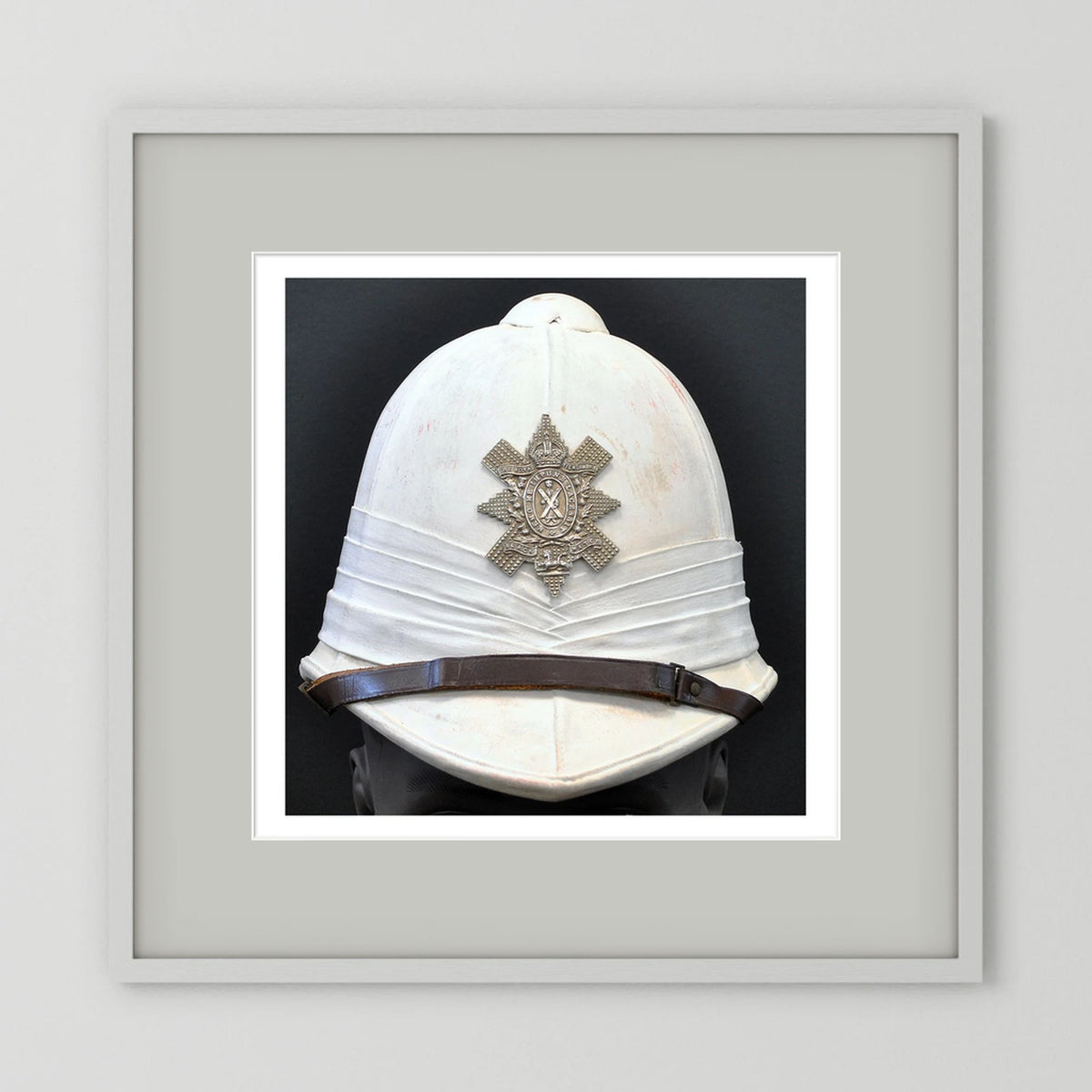 Sun Helmet, Foreign Service Helmet, Black Watch Royal Highlanders — painting presentation mockup