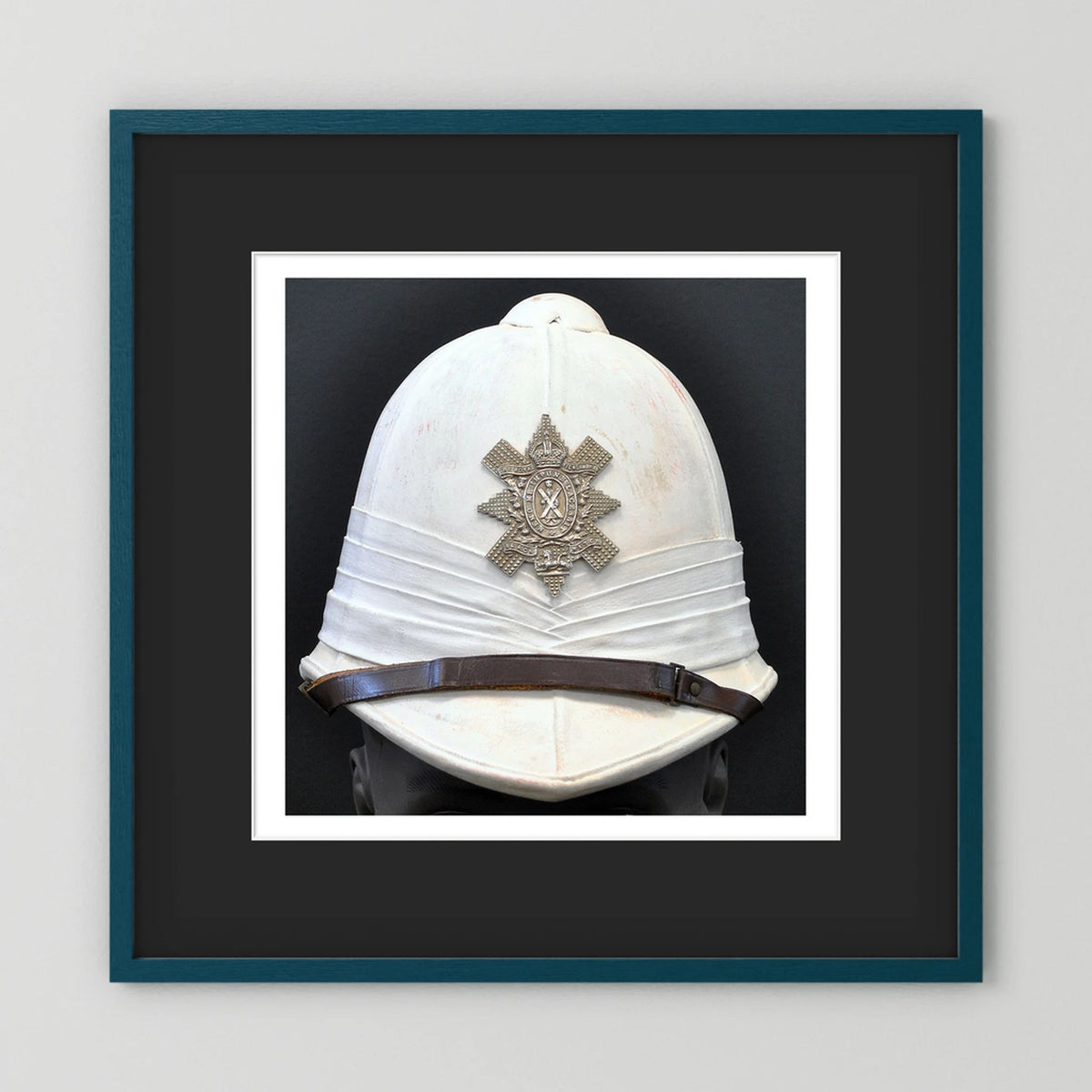Sun Helmet, Foreign Service Helmet, Black Watch Royal Highlanders — painting presentation mockup