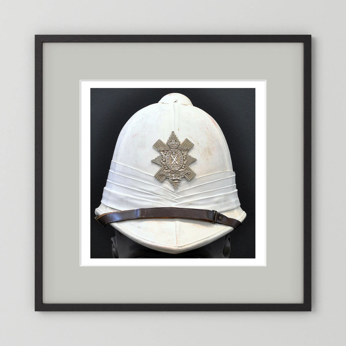 Sun Helmet, Foreign Service Helmet, Black Watch Royal Highlanders — painting presentation mockup