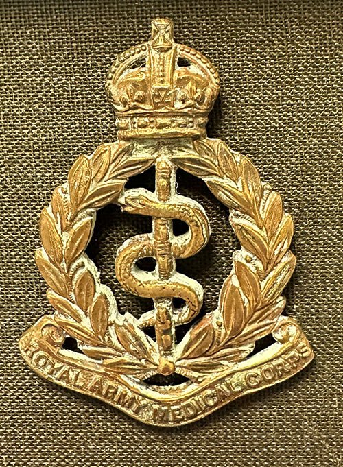 Uniform Insignia British & New Zealand, Military and Police - Art goes to War